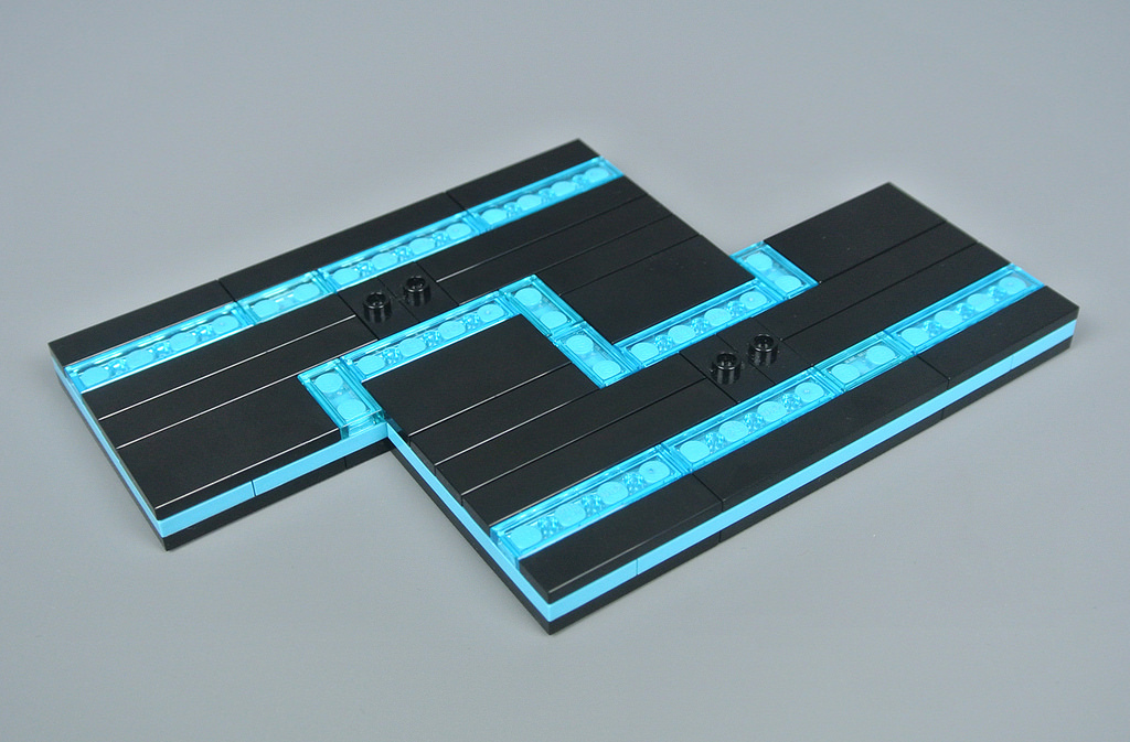Có gì bên trong bộ LEGO 21314 TRON: Legacy