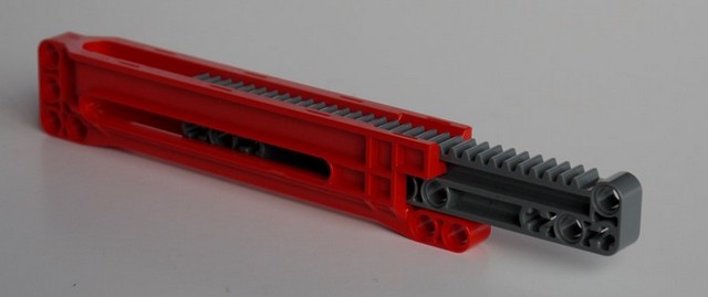 lego-technic-42043-mercedes-benz-arocs-3245-09