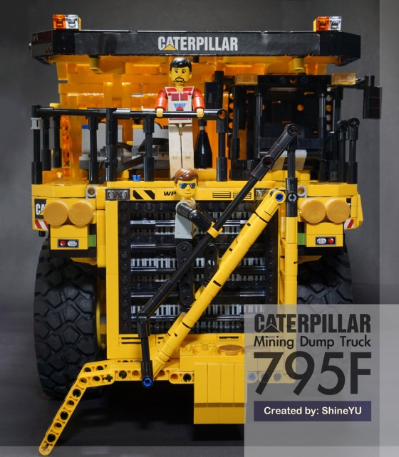 mo-hinh-lego-technic-xe-tai-cho-quang-khong-lo-caterpillar-795f-04
