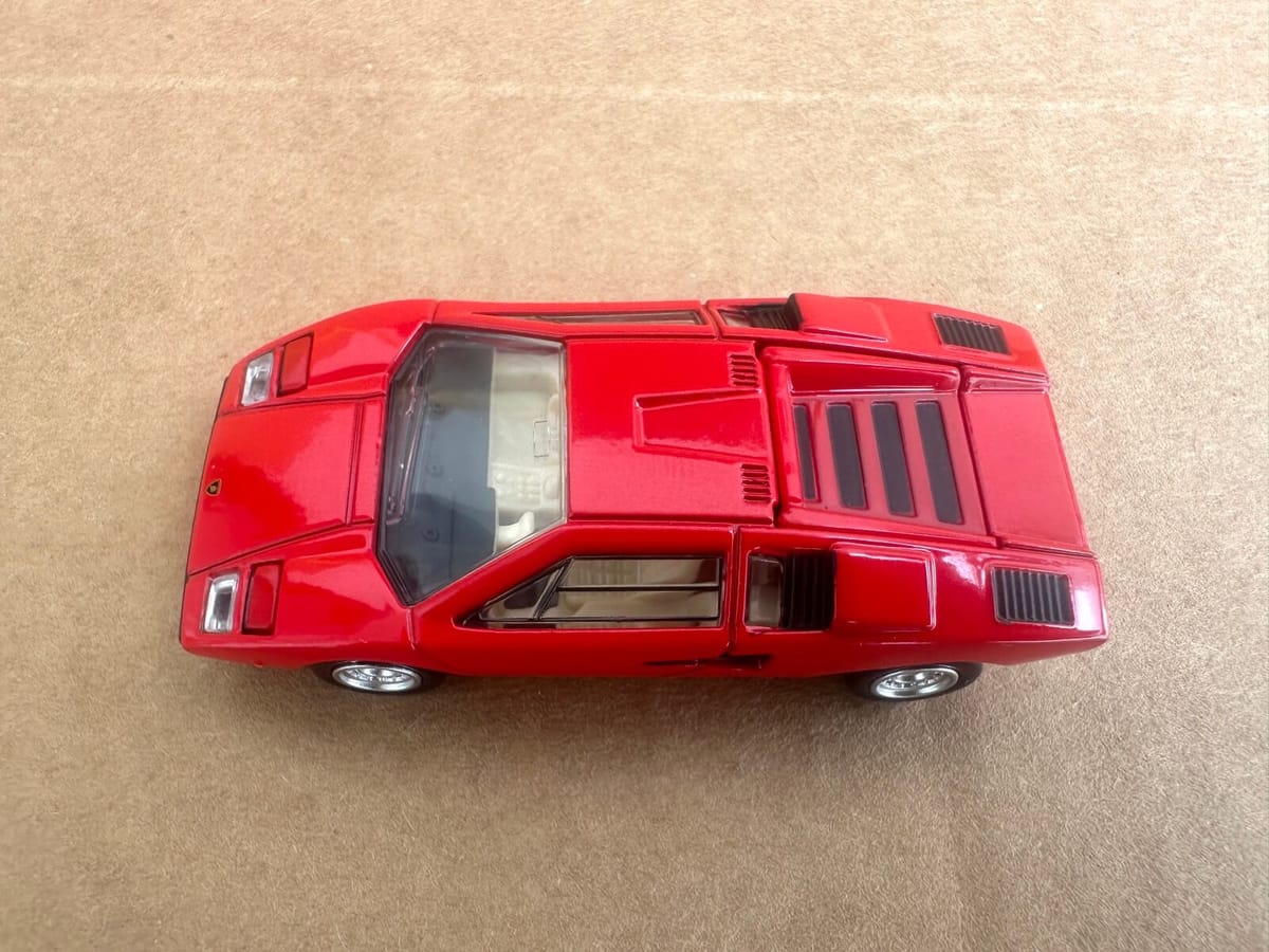 Tomica Premium Lamborghini Countach LP 400