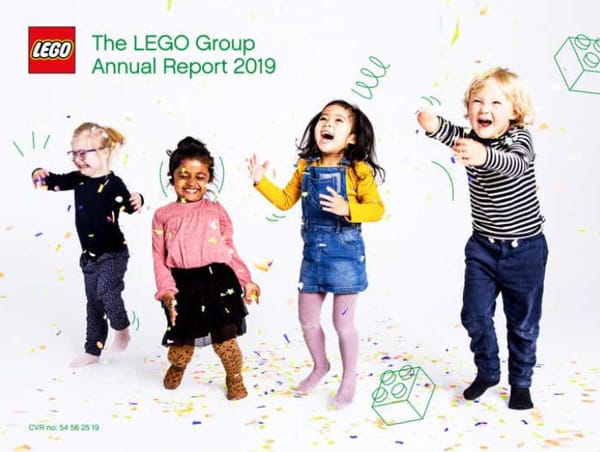 Dòng sản phẩm LEGO nào được yêu thích nhất năm vừa qua?