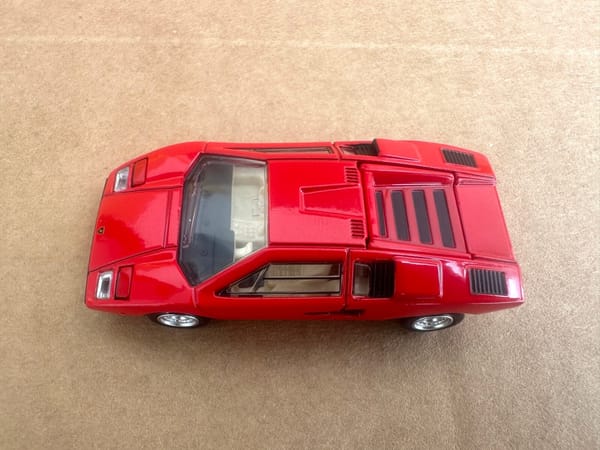 Tomica Premium Lamborghini Countach LP 400